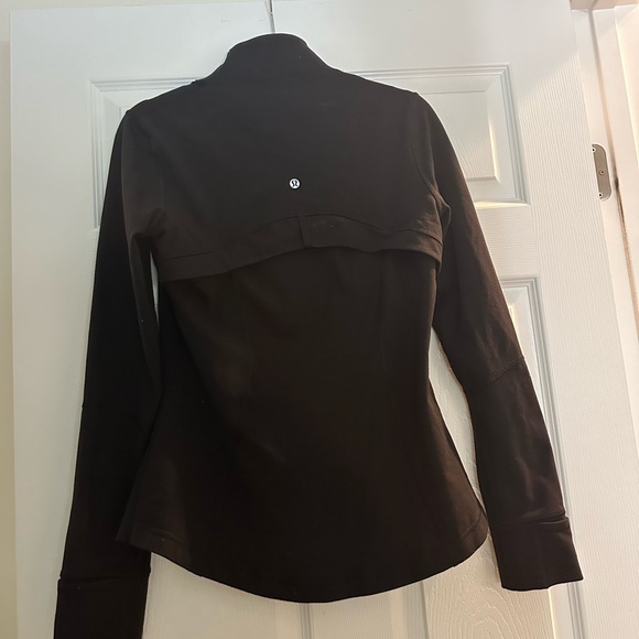 COPY - Lululemon athletic jacket - Picture 2 of 5